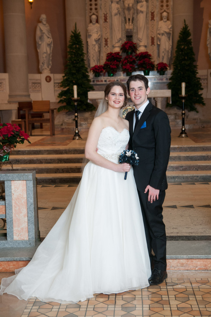 Christine and Ryan's winter wedding at St. Thomas More Church and Prestwick Golf Course
