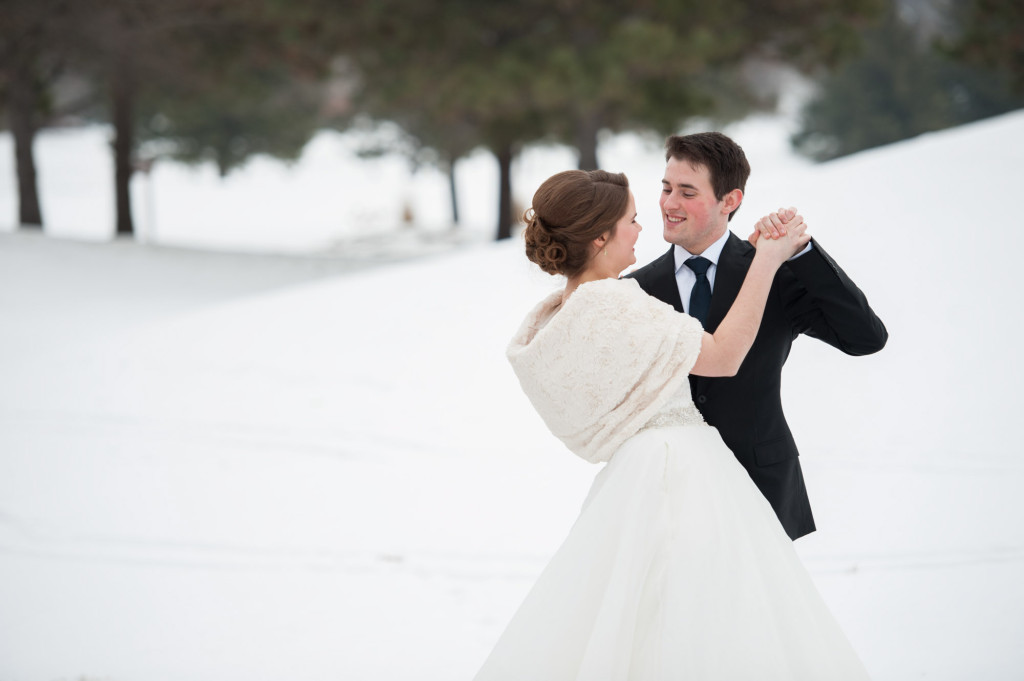 Christine and Ryan's winter wedding at St. Thomas More Church and Prestwick Golf Course