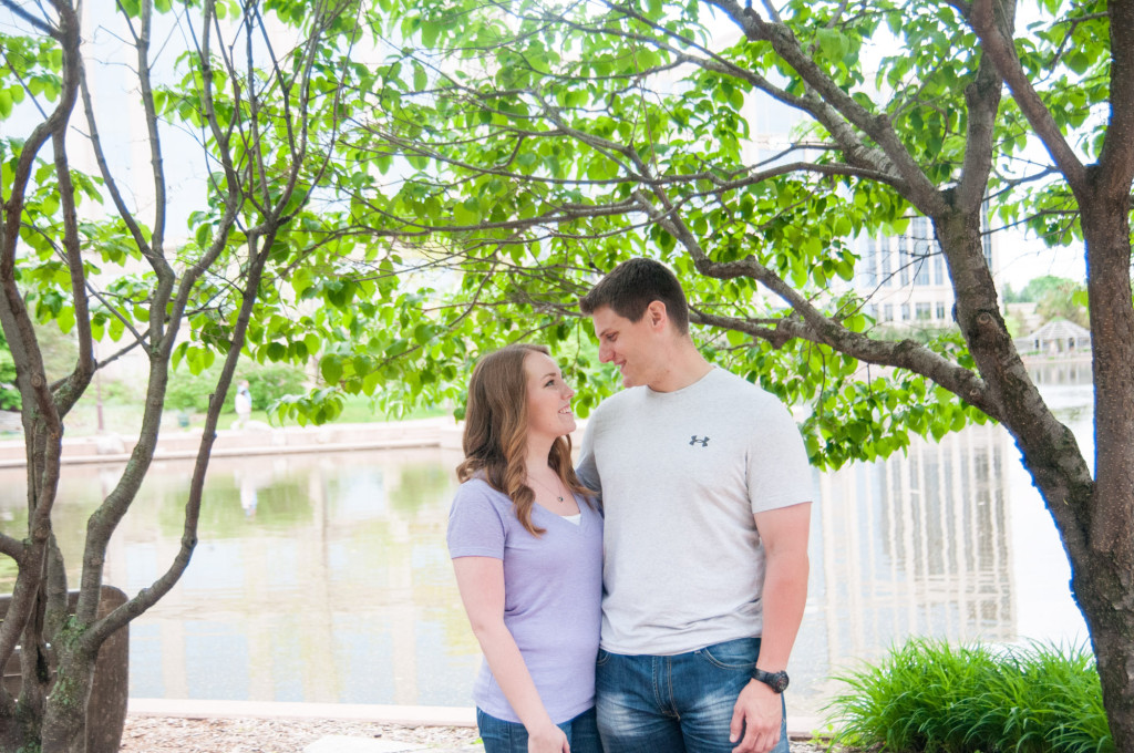 Amanda and Zach's summer engagement at Centennial Lakes Park