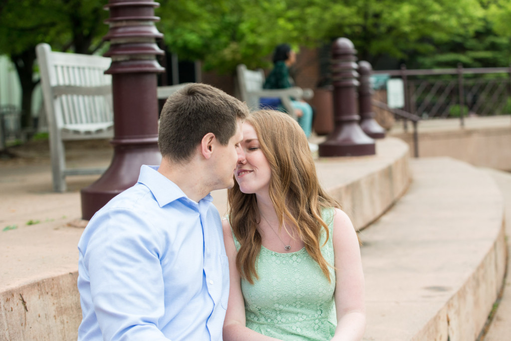 Amanda and Zach's summer engagement at Centennial Lakes Park