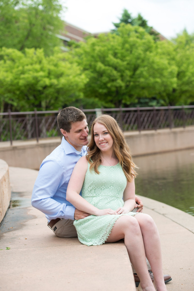 Amanda and Zach's summer engagement at Centennial Lakes Park