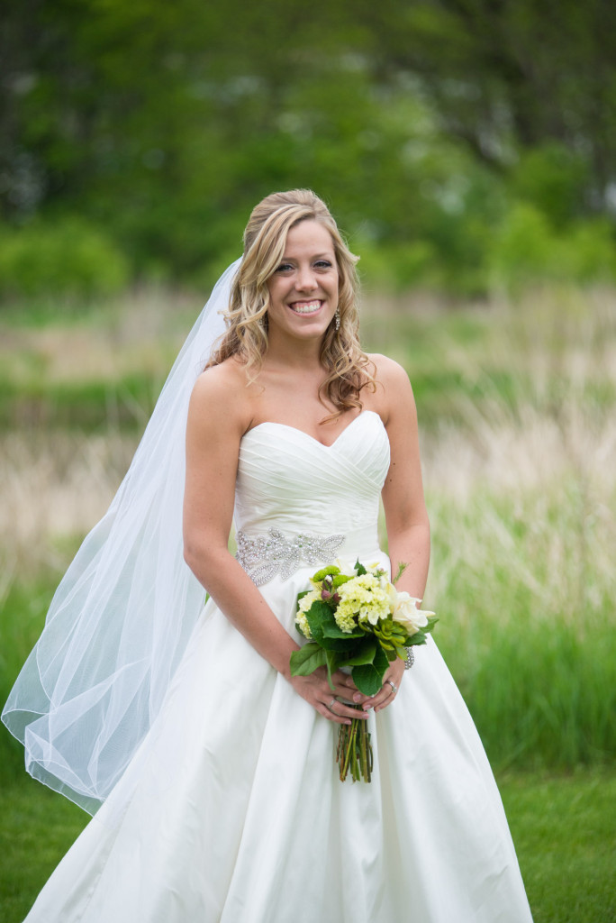 Danielle and Jared's spring wedding in Buffalo, MN