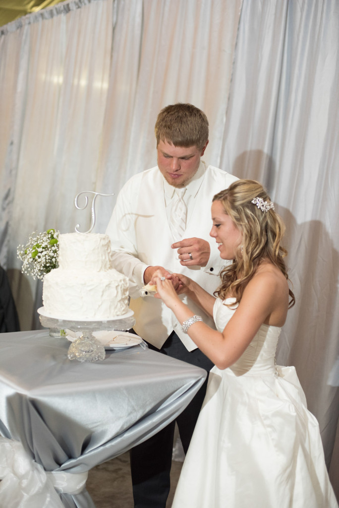 Danielle and Jared's spring wedding in Buffalo, MN