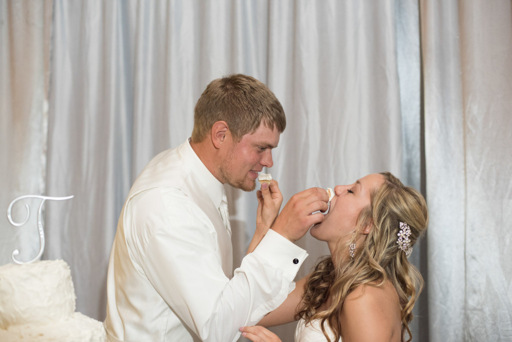 Danielle and Jared's spring wedding in Buffalo, MN