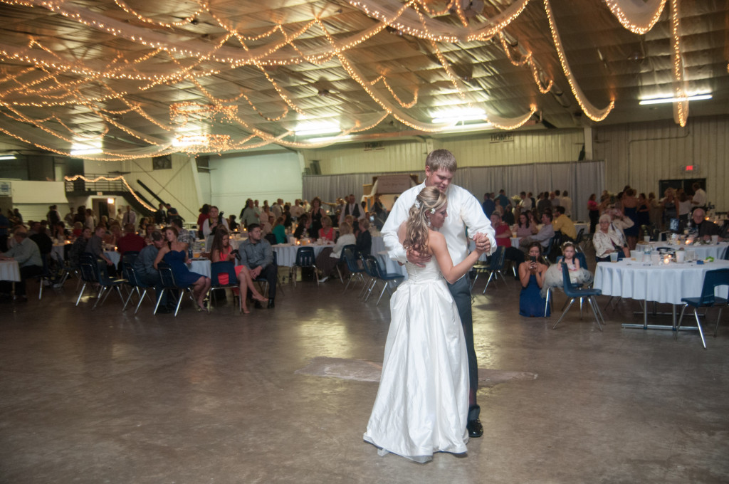 Danielle and Jared's spring wedding in Buffalo, MN