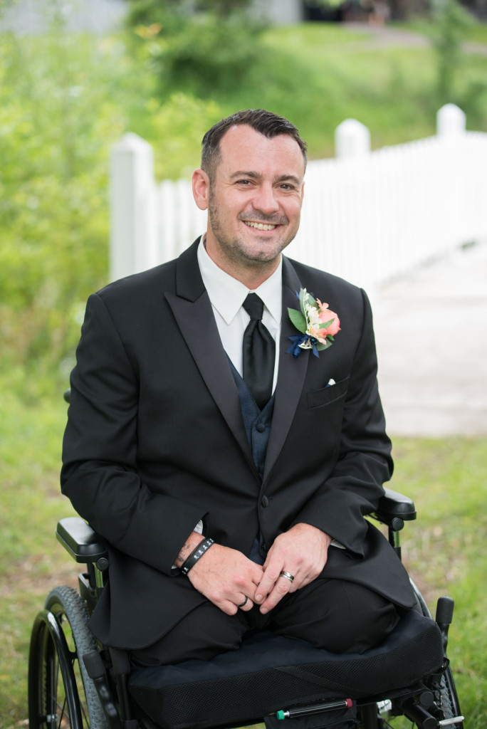 Kimberly and Kyle's summer wedding at Majestic Oaks in Andover, MN