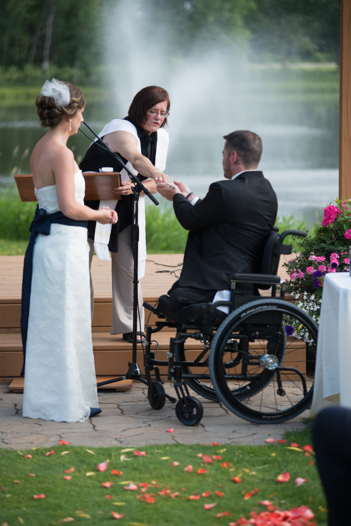 Kimberly and Kyle's summer wedding at Majestic Oaks in Andover, MN