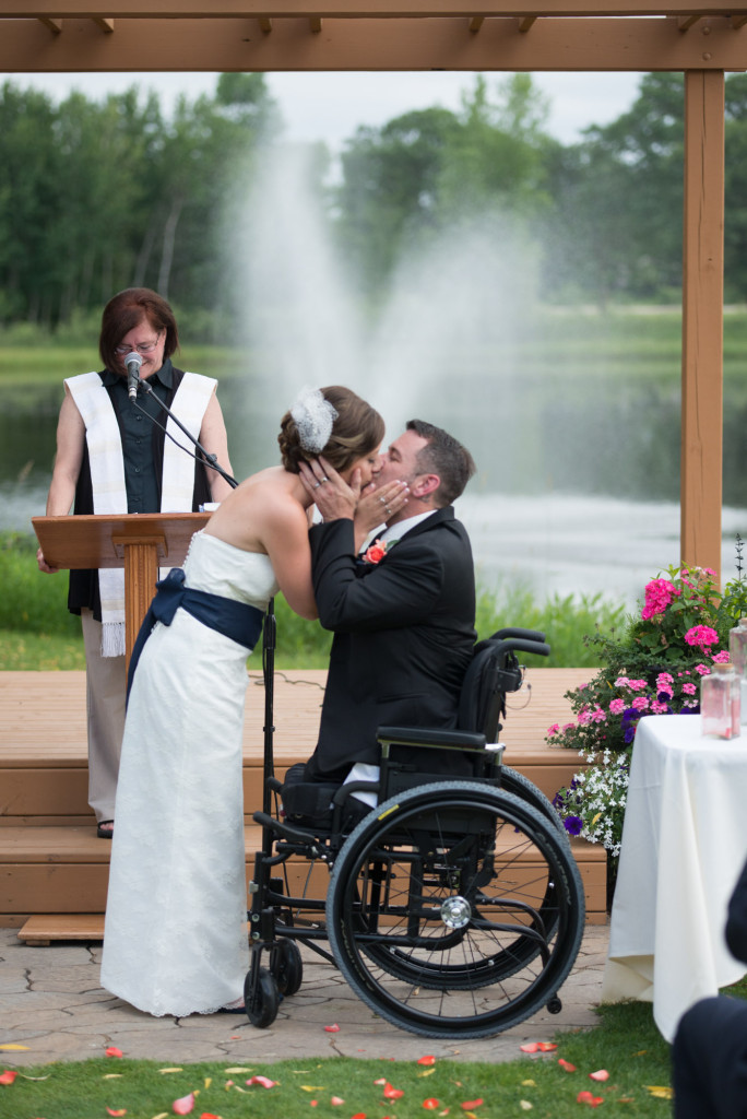 Kimberly and Kyle's summer wedding at Majestic Oaks in Andover, MN