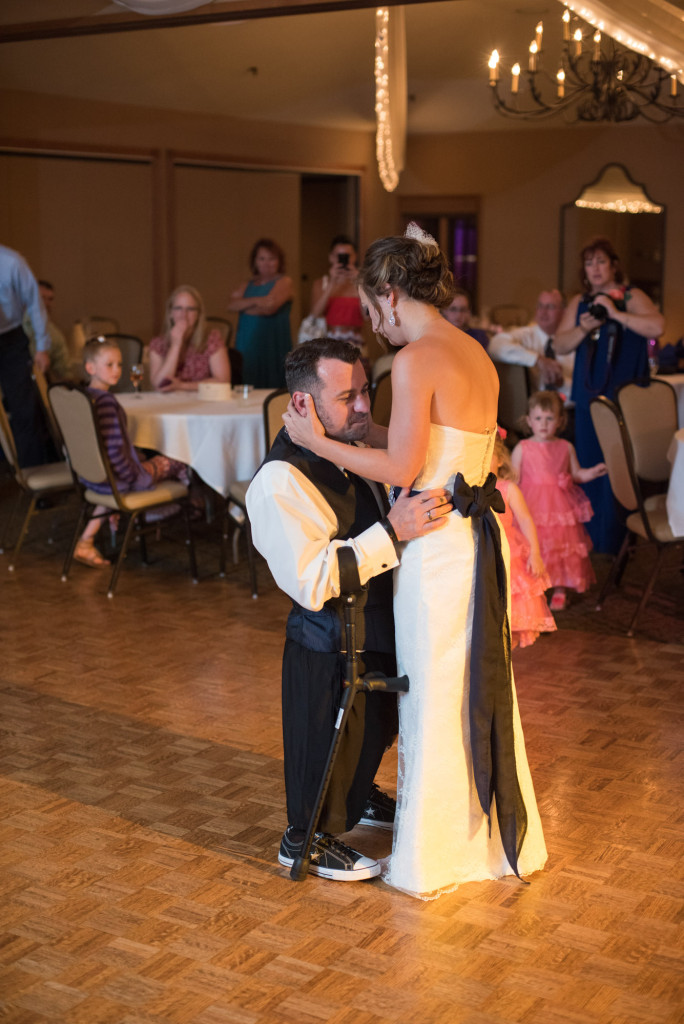 Kimberly and Kyle's summer wedding at Majestic Oaks in Andover, MN