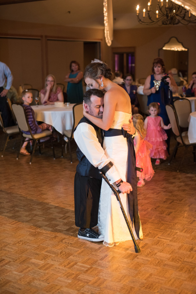 Kimberly and Kyle's summer wedding at Majestic Oaks in Andover, MN