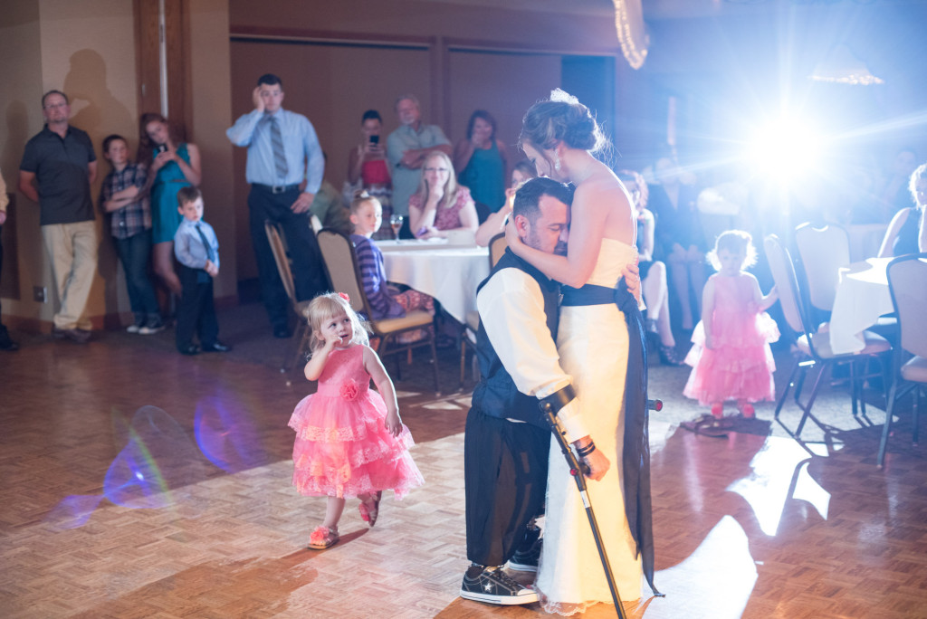 Kimberly and Kyle's summer wedding at Majestic Oaks in Andover, MN