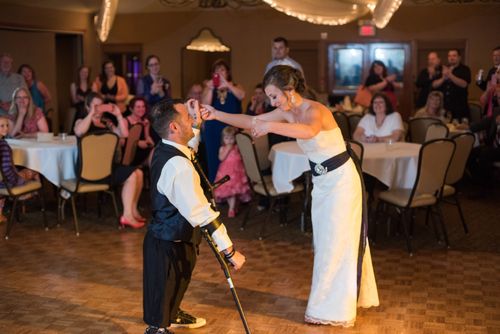 Kimberly and Kyle's summer wedding at Majestic Oaks in Andover, MN
