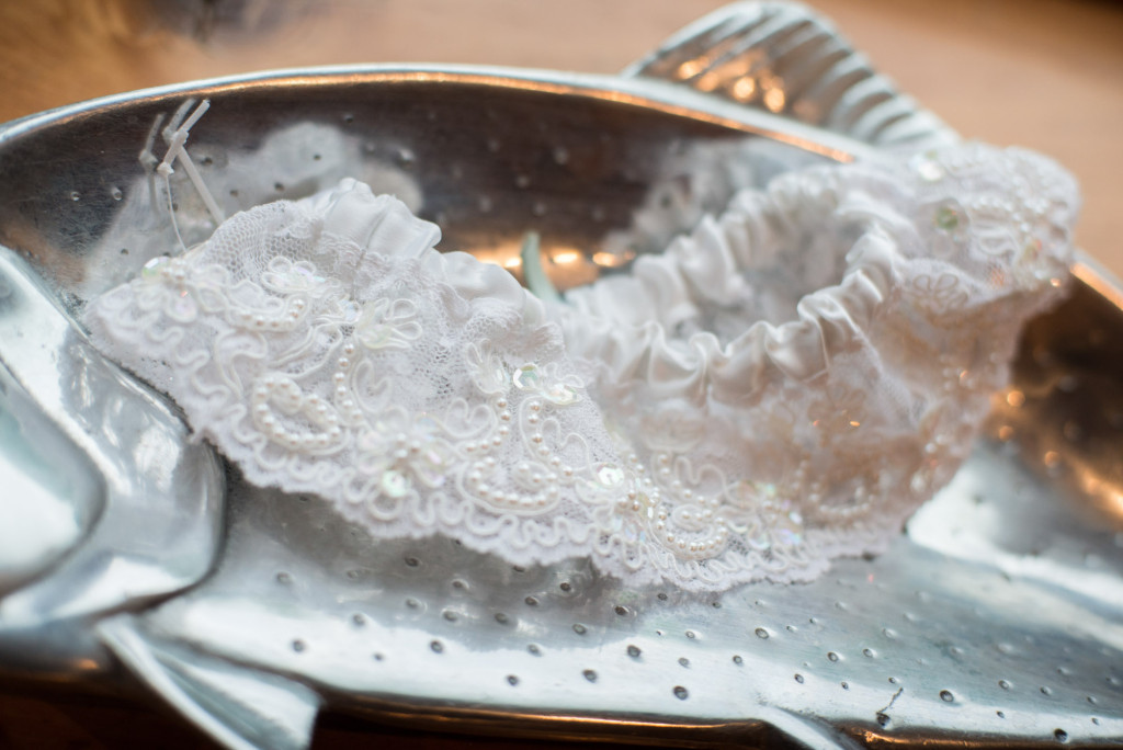 Gigi and Matt's nautical wedding on Lake Minnetonka