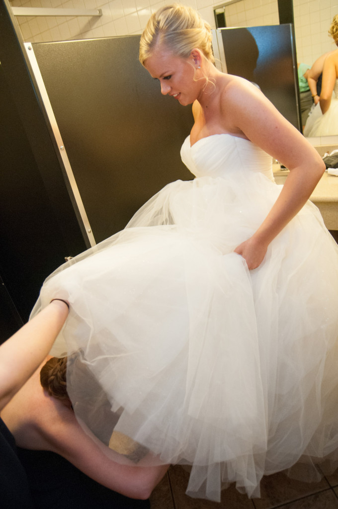 Gigi and Matt's nautical wedding on Lake Minnetonka