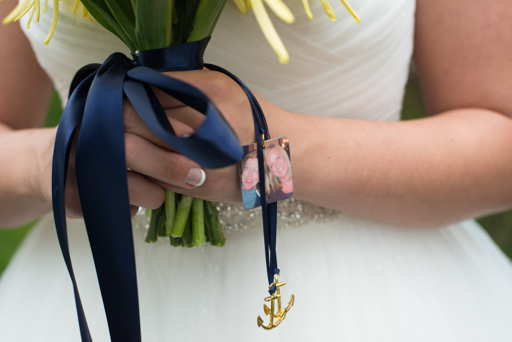 Gigi and Matt's nautical wedding on Lake Minnetonka