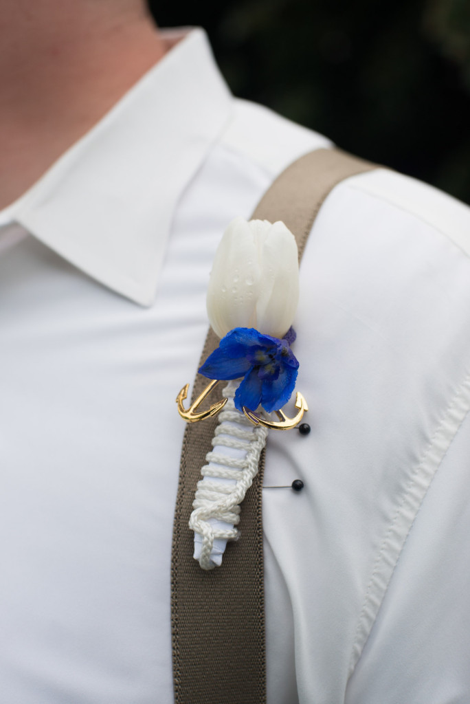 Gigi and Matt's nautical wedding on Lake Minnetonka