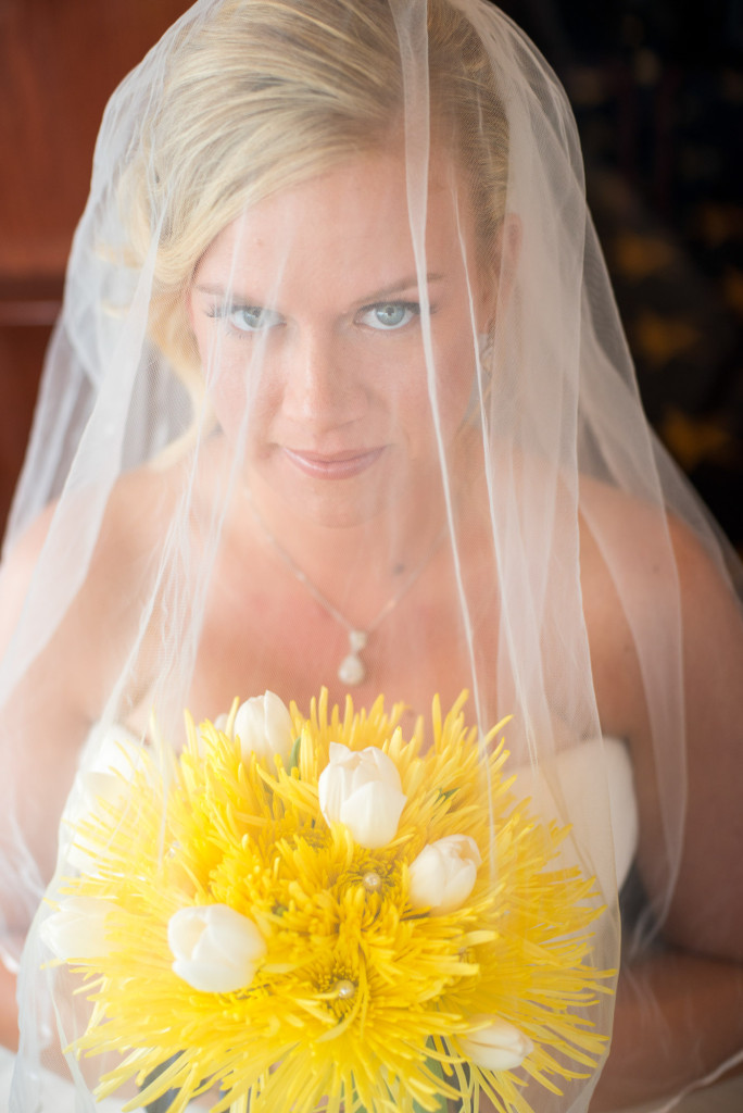 Gigi and Matt's nautical wedding on Lake Minnetonka