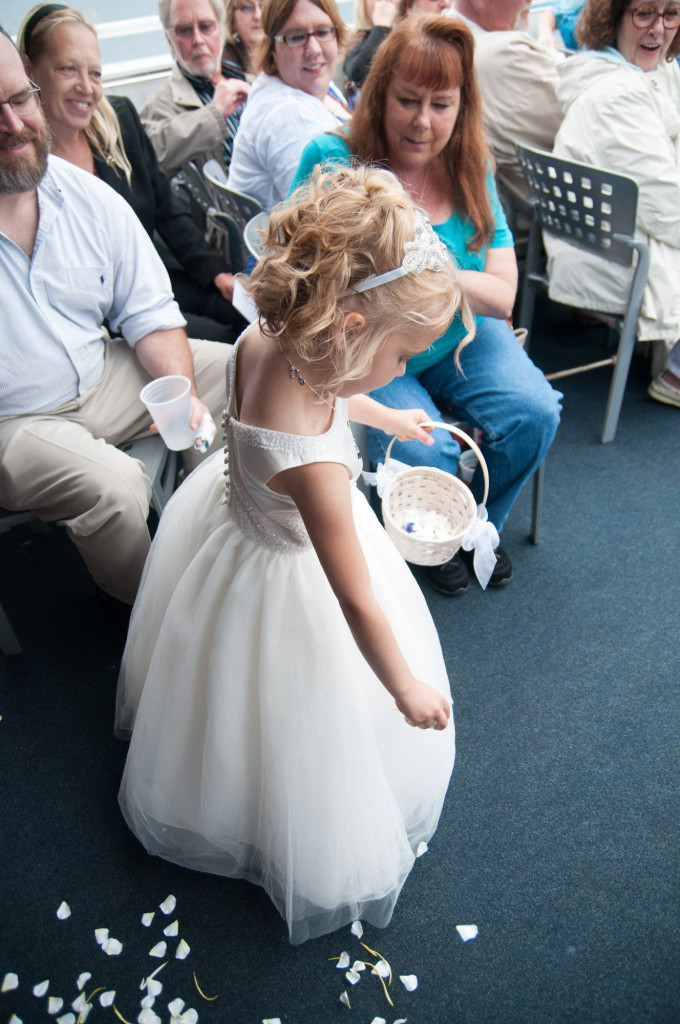 Gigi and Matt's nautical wedding on Lake Minnetonka