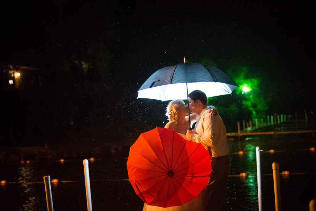 Gigi and Matt's nautical wedding on Lake Minnetonka
