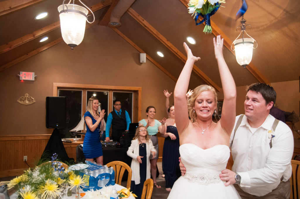 Gigi and Matt's nautical wedding on Lake Minnetonka
