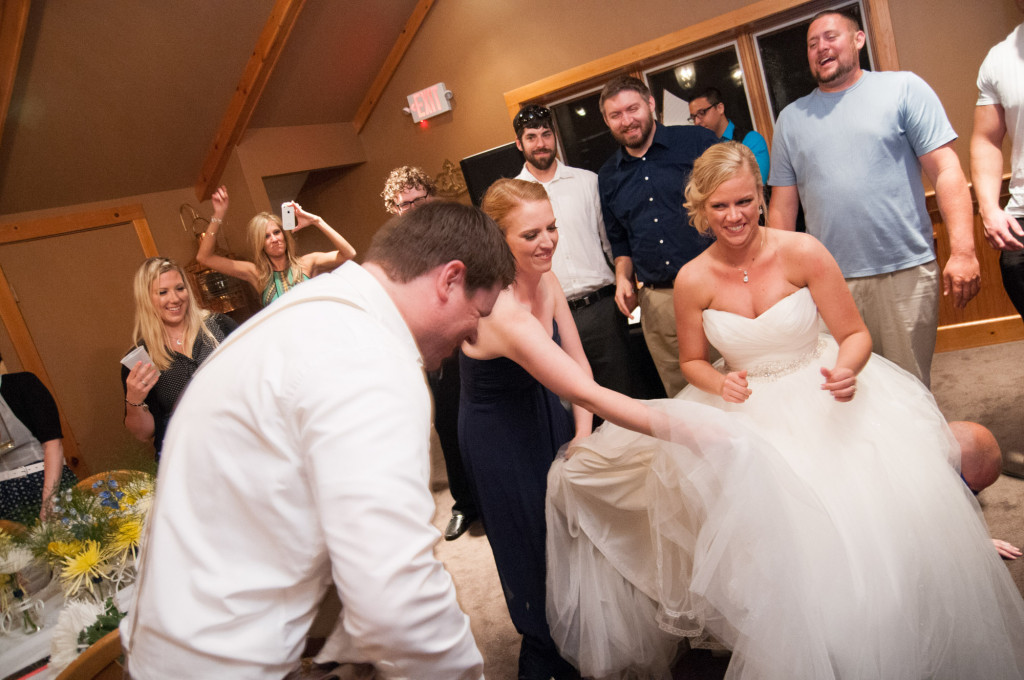 Gigi and Matt's nautical wedding on Lake Minnetonka