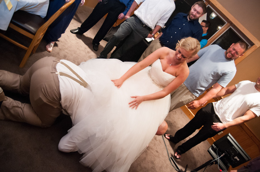Gigi and Matt's nautical wedding on Lake Minnetonka