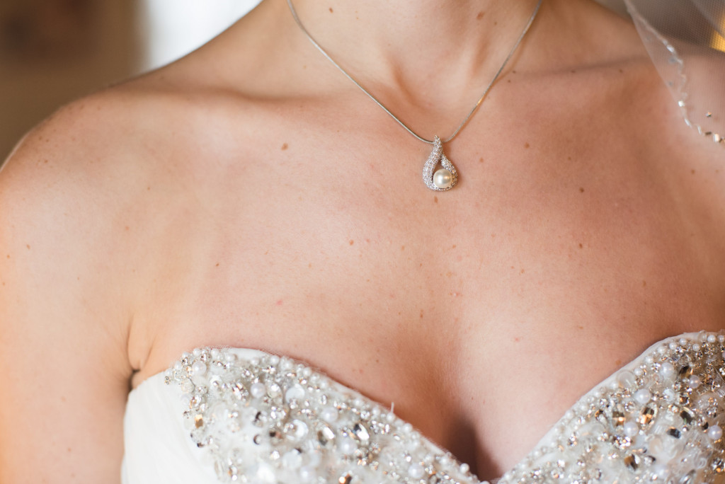 Kelly and Jeremy's summer wedding on the St. Croix river in Hudson, WI
