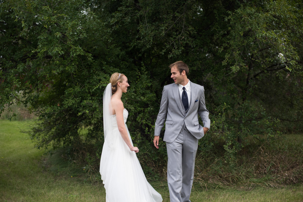 Kelly and Jeremy's summer wedding on the St. Croix river in Hudson, WI