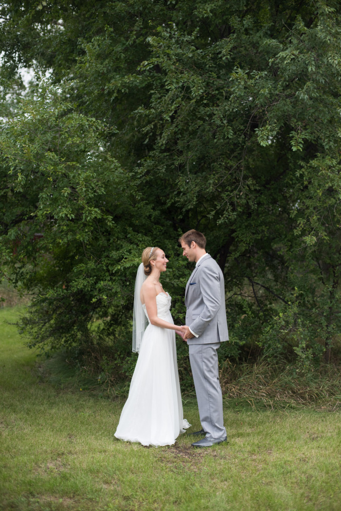 Kelly and Jeremy's summer wedding on the St. Croix river in Hudson, WI
