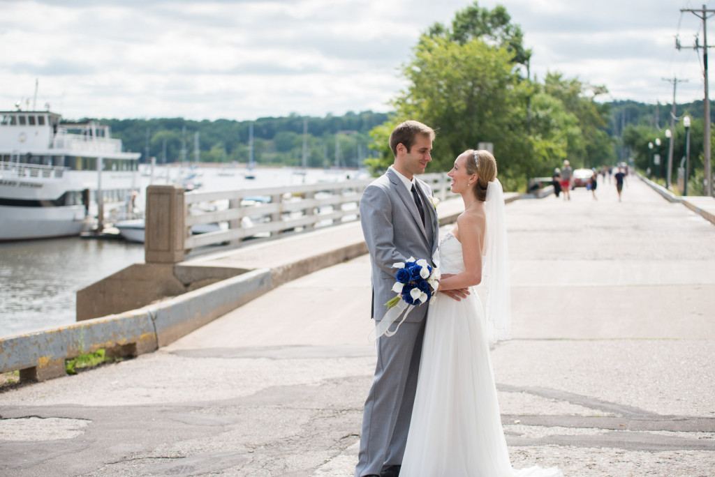 Kelly and Jeremy's summer wedding on the St. Croix river in Hudson, WI