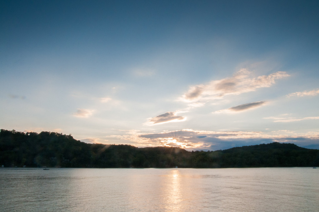 Kelly and Jeremy's summer wedding on the St. Croix river in Hudson, WI