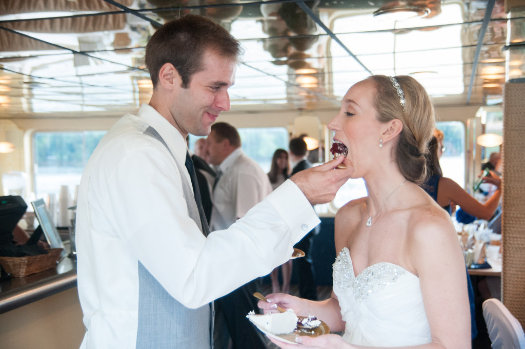 Kelly and Jeremy's summer wedding on the St. Croix river in Hudson, WI