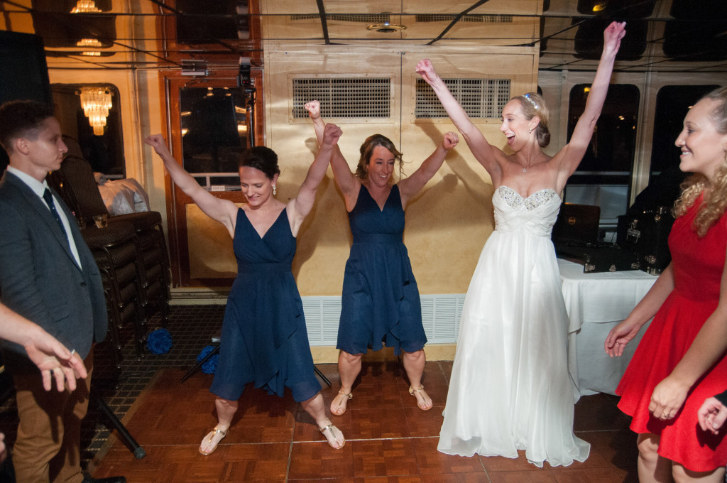Kelly and Jeremy's summer wedding on the St. Croix river in Hudson, WI