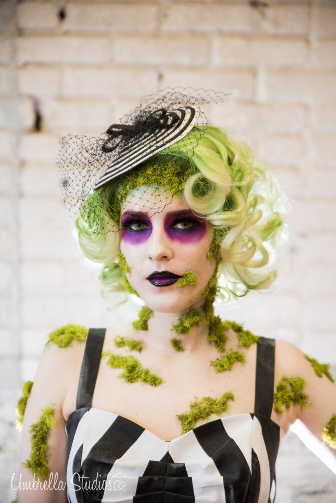 Alexandra Hanson's gender bent Beetlejuice cosplay