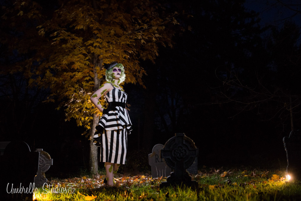 Alexandra Hanson's gender bent Beetlejuice cosplay